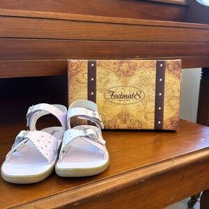 FootMates Brand - Lavender Sandals